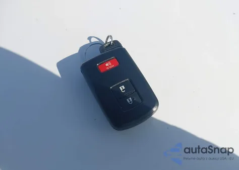 2013 Toyota Prius C Three z USA, uszkodzony, nr VIN JTDKDTB32D1545364